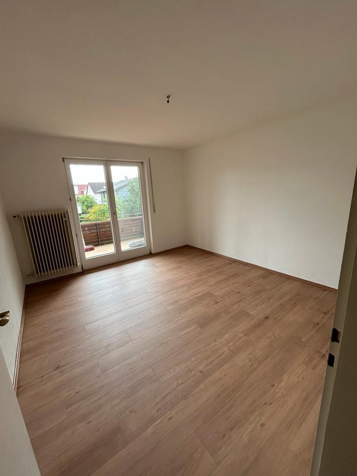Zentrale 4 Zimmer Wohnung mit viel Gestaltungsmöglichkeiten