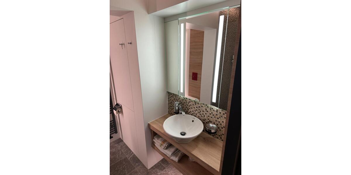 Wohnen auf Zeit Adorf/Vogtland Vogtland - 1 Zimmer, 22 m&sup2;, 450&euro; | Angebot:26211969