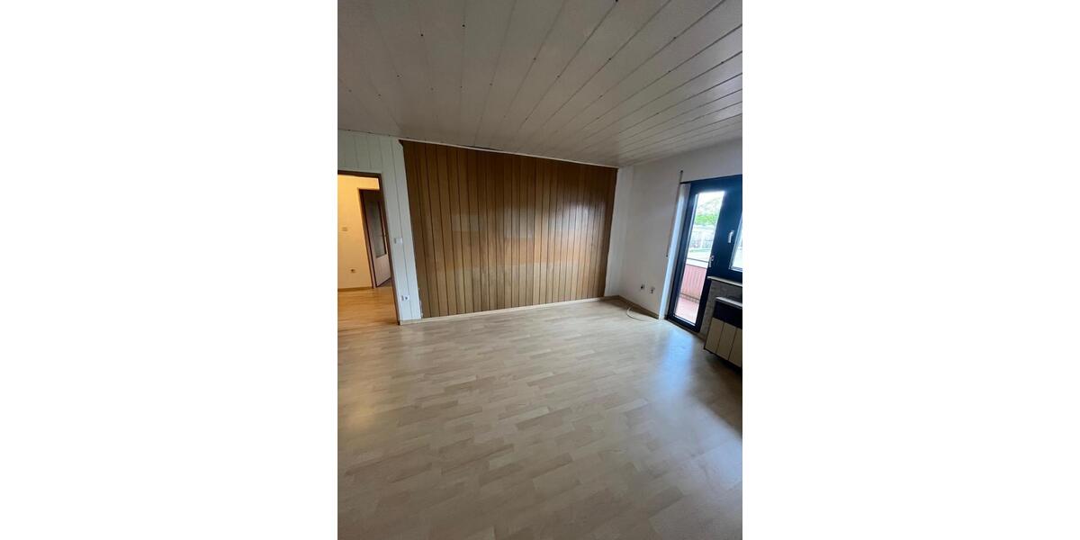 Etagenwohnung Mannheim Sandhofen - 3 Zimmer, 86 m&sup2;, 1.250&euro; | Angebot:26211103