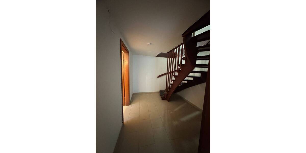 Einfamilienhaus Berlin Kladow - 7 Zimmer, 200 m&sup2;, 2.990&euro; | Angebot:23944546