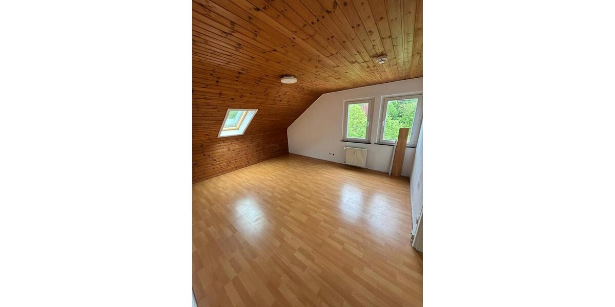 Dachgeschoßwohnung Idar-Oberstein Oberstein - 3 Zimmer, 64 m&sup2;, 420&euro; | Angebot:26557456