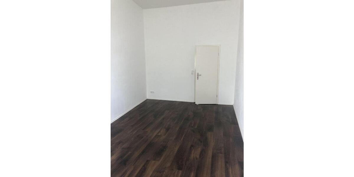 Etagenwohnung Frankfurt (Oder) Beresinchen - 4 Zimmer, 105 m&sup2;, 785&euro; | Angebot:24848157