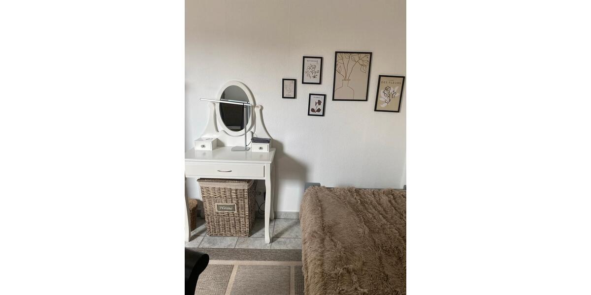 Wohnen auf Zeit Garbsen Berenbostel - 1 Zimmer, 20 m&sup2;, 70&euro; | Angebot:26527972