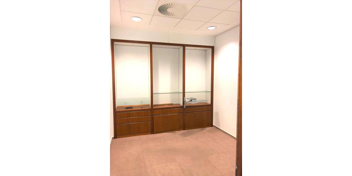 Gewerbeobjekt Lippstadt - 2.500&euro; | Angebot:24715218