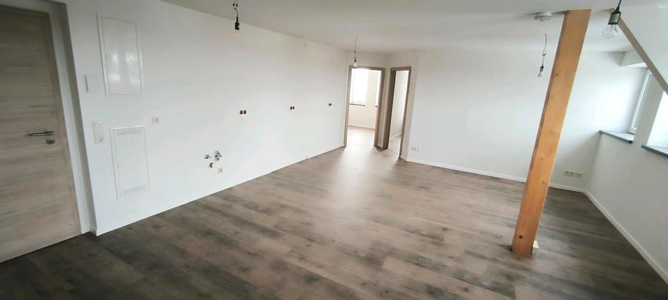 Dachgeschoßwohnung Freiberg - 3 Zimmer, 68 m&sup2;, 550&euro; | Angebot:26124007