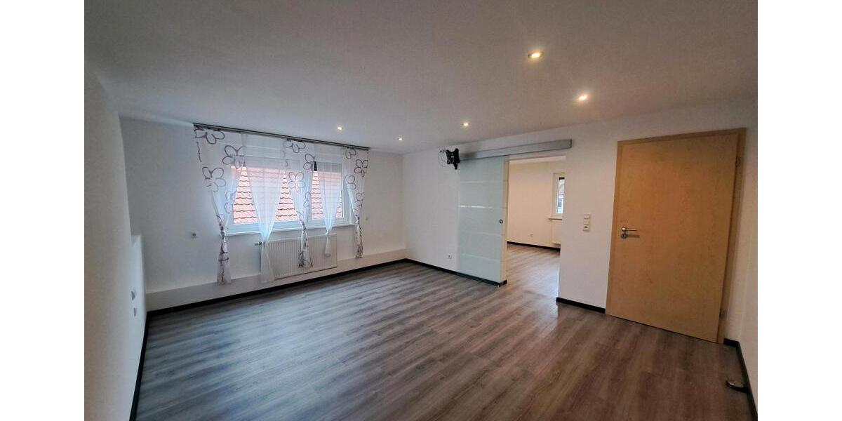 Etagenwohnung Neuhof - 3.5 Zimmer, 100 m&sup2;, 750&euro; | Angebot:26227374