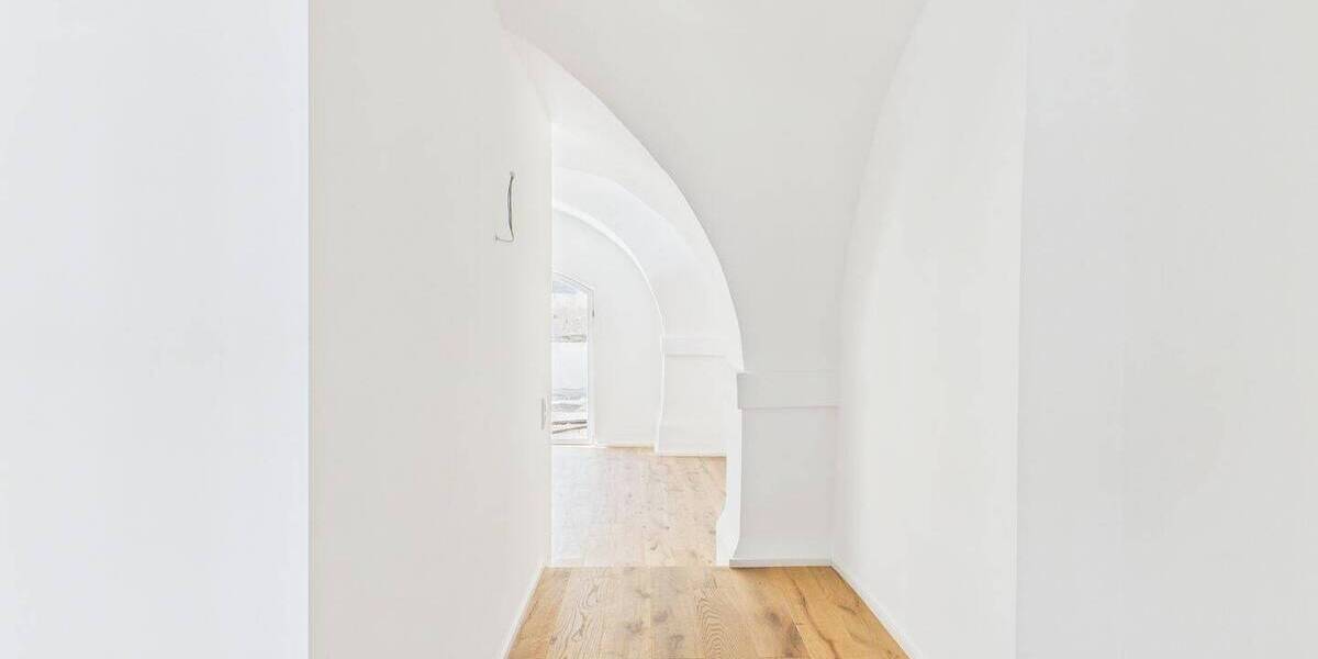 Etagenwohnung Amberg - 2 Zimmer, 115 m&sup2;, 1.610&euro; | Angebot:25670267
