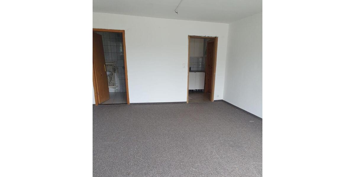 Einfamilienhaus Lamstedt - 10 Zimmer, 300 m&sup2;, 900&euro; | Angebot:25612678