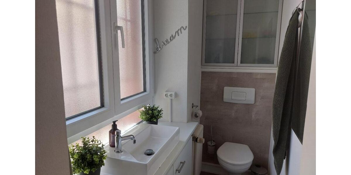 Wohnen auf Zeit Freiburg im Breisgau Oberau - 24 Zimmer, 34 m&sup2;, 780&euro; | Angebot:26602793