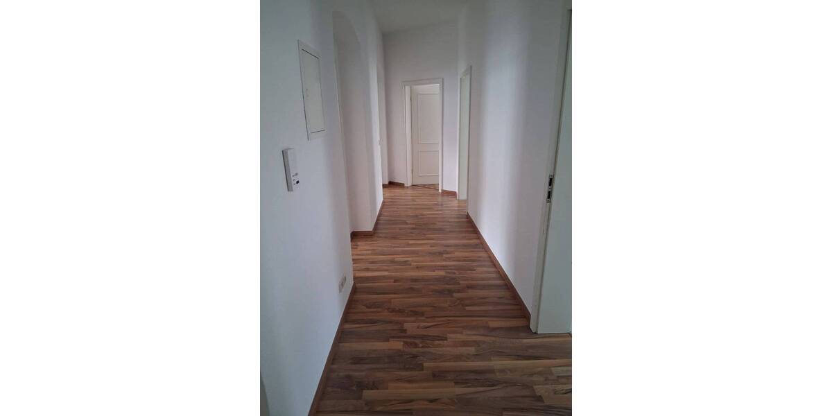 Etagenwohnung Magdeburg Alte Neustadt - 4 Zimmer, 83 m&sup2;, 680&euro; | Angebot:26208202