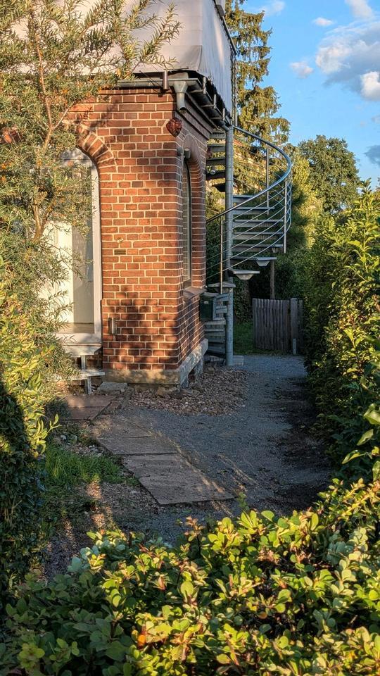 Single Pärchen Wohnung, PW Hausberge 120 qm