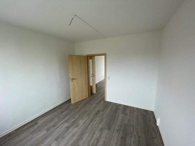 Etagenwohnung Oschersleben Oschersleben - 3 Zimmer, 65 m&sup2;, 395&euro; | Angebot:25214743