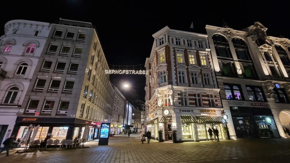 Dachgeschoßwohnung Hamburg Hamburg-Mitte - 1 Zimmer, 50 m&sup2;, 1.326&euro; | Angebot:25627388