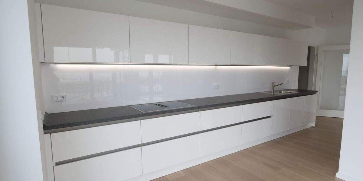 Etagenwohnung Wedel - 4 Zimmer, 139 m&sup2;, 3.225&euro; | Angebot:24226772