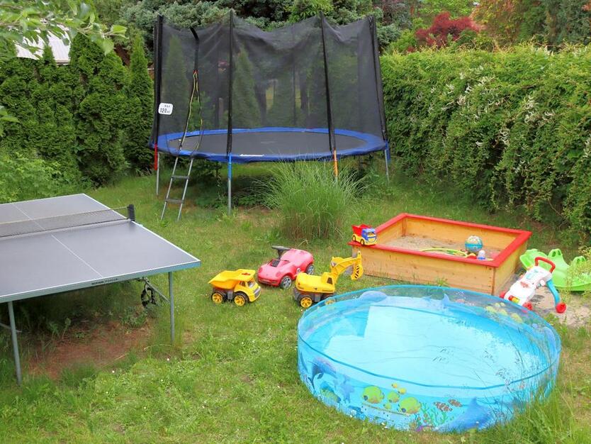 Haus im Grünen mit 600 qm schönen Garten + Sauna - Berlin Süd 4 zimmer