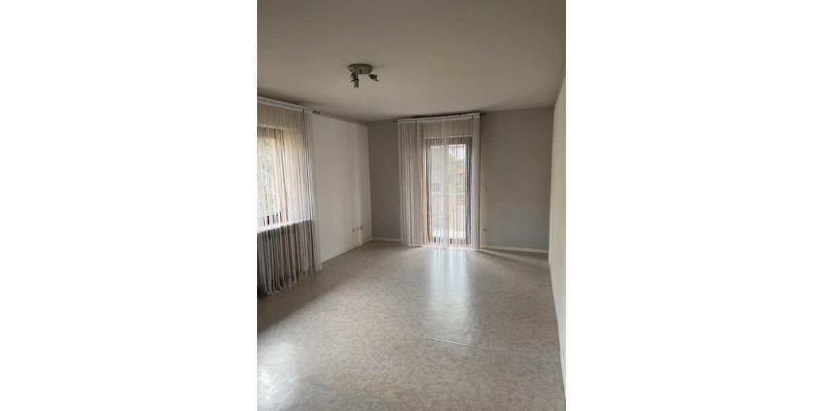 Etagenwohnung Hemsbach - 3 Zimmer, 80 m&sup2;, 1.200&euro; | Angebot:25162244