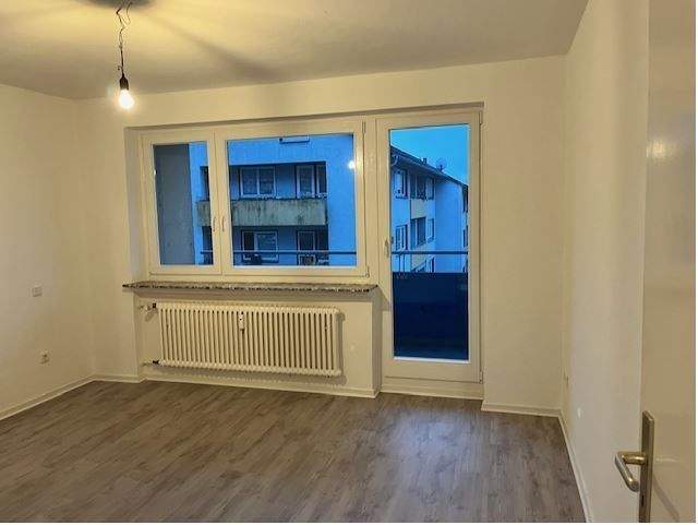 Etagenwohnung Baunatal Altenbauna - 3 Zimmer, 74 m&sup2;, 590&euro; | Angebot:25070533