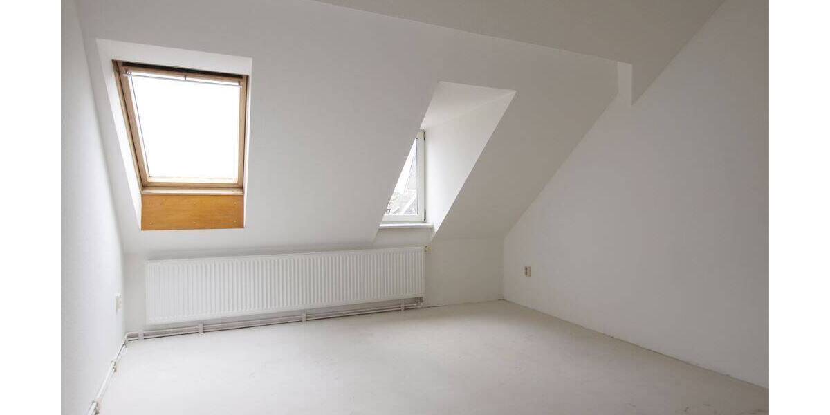 Etagenwohnung Frankenberg - 4 Zimmer, 117 m&sup2;, 585&euro; | Angebot:26642148
