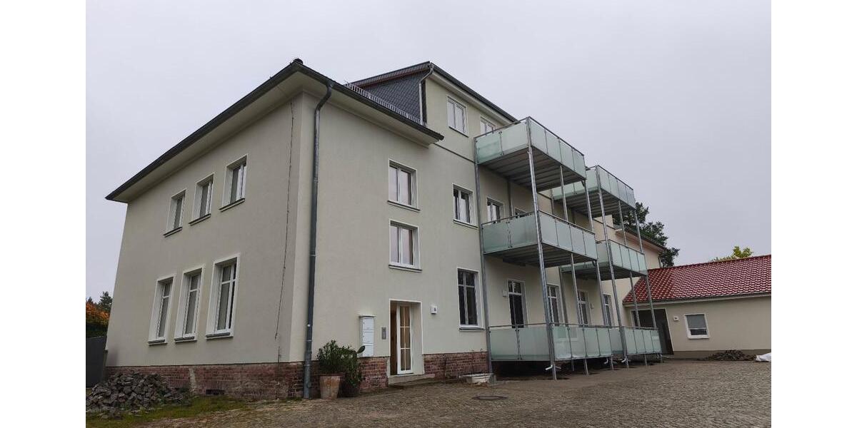 Etagenwohnung Lauta - 4 Zimmer, 136 m&sup2;, 1.159&euro; | Angebot:24395963