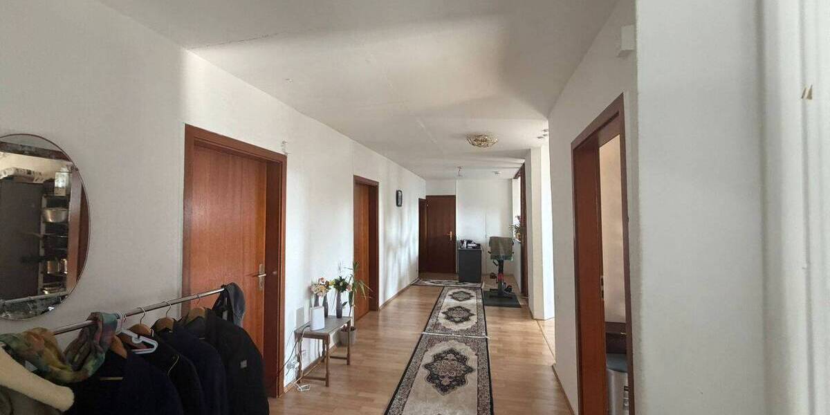 Etagenwohnung Bad Homburg vor der Höhe Bad Homburg - 5 Zimmer, 104 m&sup2;, 1.350&euro; | Angebot:26173660
