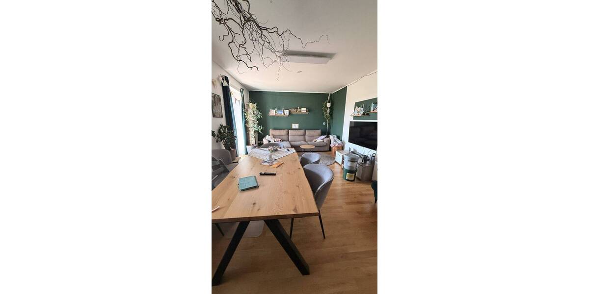 Etagenwohnung Markranstädt Quesitz - 5 Zimmer, 134 m&sup2;, 1.300&euro; | Angebot:26763989