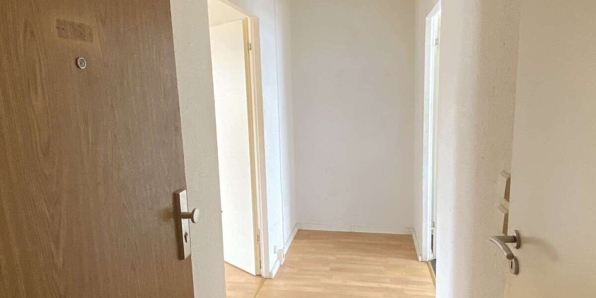 Etagenwohnung Altenburg - 2 Zimmer, 49 m&sup2;, 247&euro; | Angebot:26318932