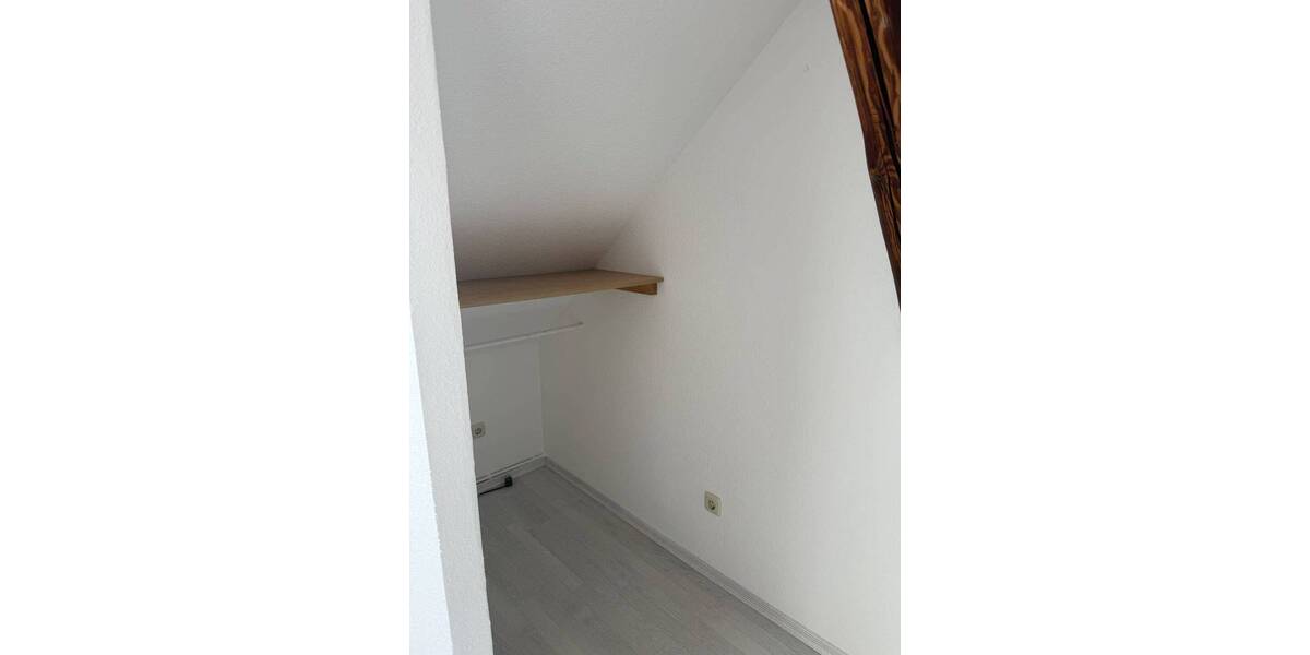 Etagenwohnung Alheim Niederellenbach - 5 Zimmer, 119 m&sup2;, 700&euro; | Angebot:26712489