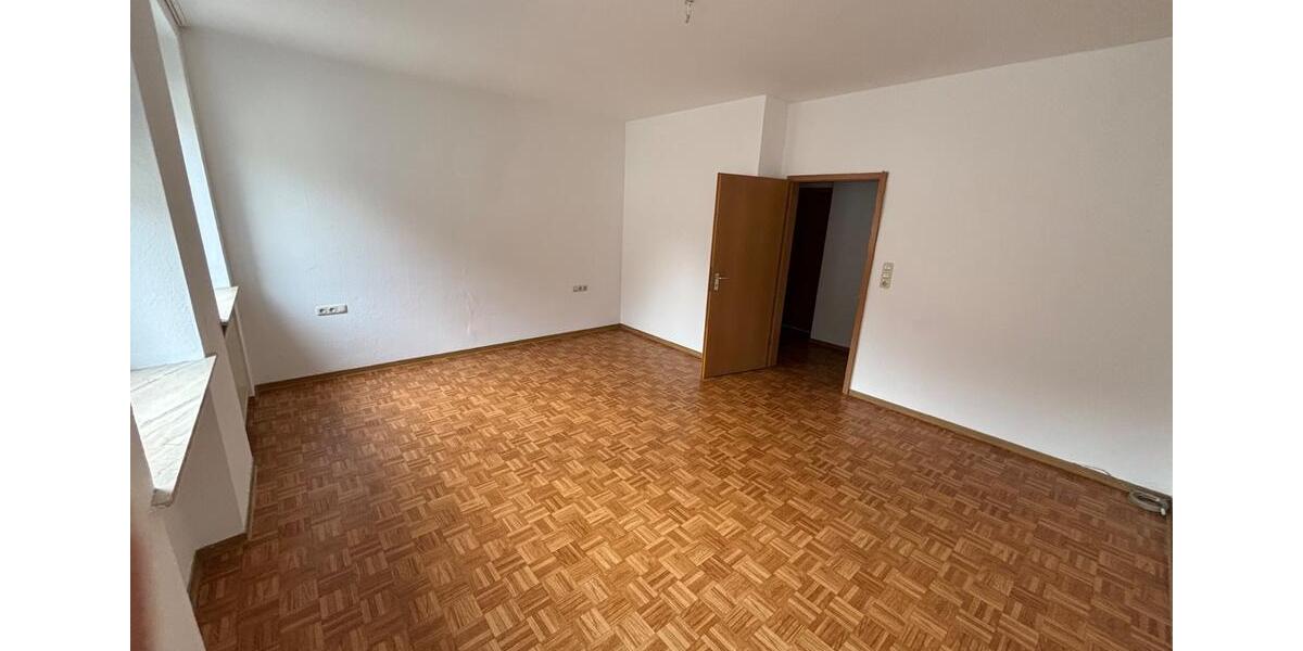 Etagenwohnung Bad Brückenau - 4 Zimmer, 108 m&sup2;, 660&euro; | Angebot:26630161
