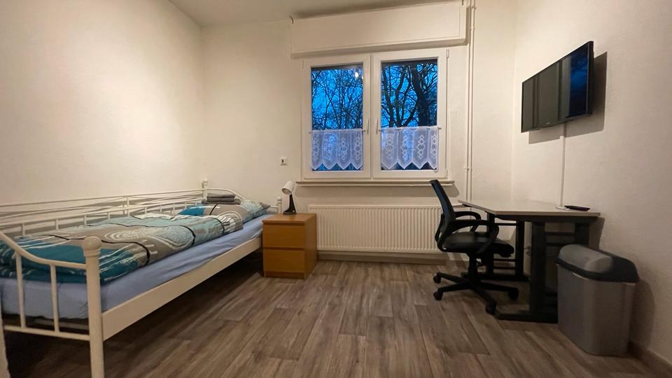 Wohnen auf Zeit Dormagen Sankt Peter - 3 Zimmer, 90 m&sup2;, 15&euro; | Angebot:25412844