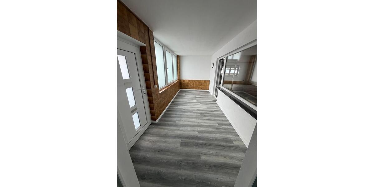 Etagenwohnung Hungen - 5 Zimmer, 127 m&sup2;, 1.300&euro; | Angebot:24819196