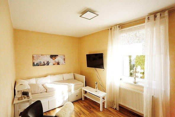 Wohnen auf Zeit Hildesheim Oststadt/Stadtfeld - 2 Zimmer, 60 m&sup2;, 35&euro; | Angebot:26703556