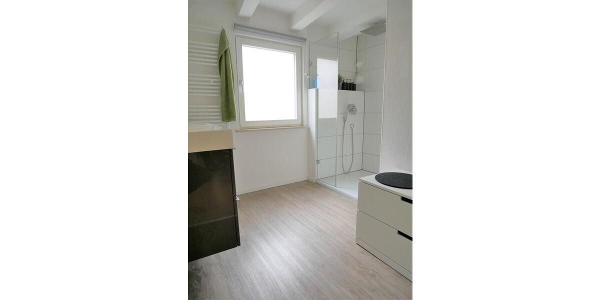 Einfamilienhaus Schwäbisch Gmünd - 5 Zimmer, 130 m&sup2;, 1.350&euro; | Angebot:26477097
