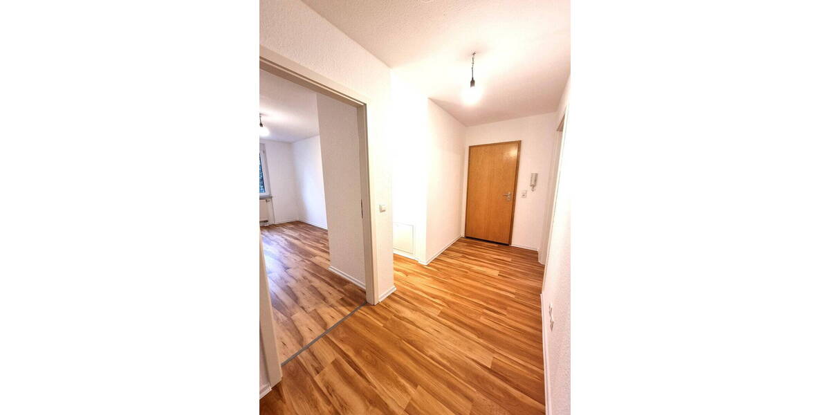 Etagenwohnung Bretten - 3 Zimmer, 83 m&sup2;, 980&euro; | Angebot:26716064