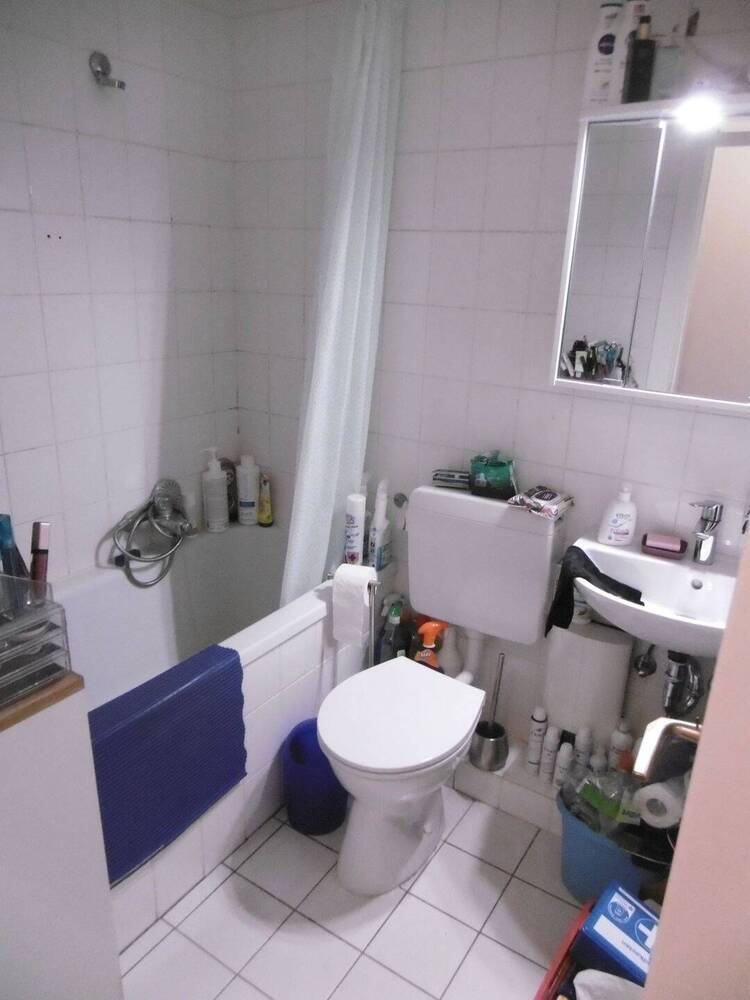 Bitte unsere Fragen beachten! HH-Horn, 2 Zimmer Wohnung mit Balkon