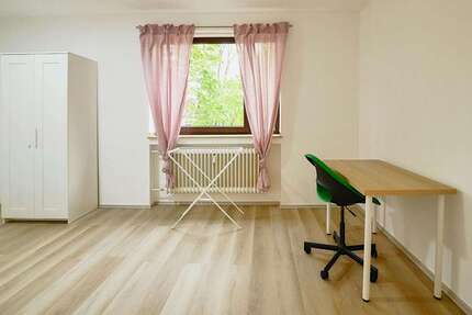 WG-Zimmer in Düsseldorf 629 € 10 m² zimmer