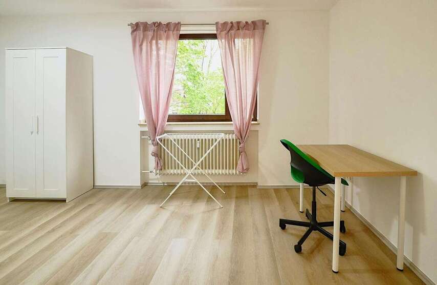 WG-Zimmer in Düsseldorf 629 € 10 m² zimmer