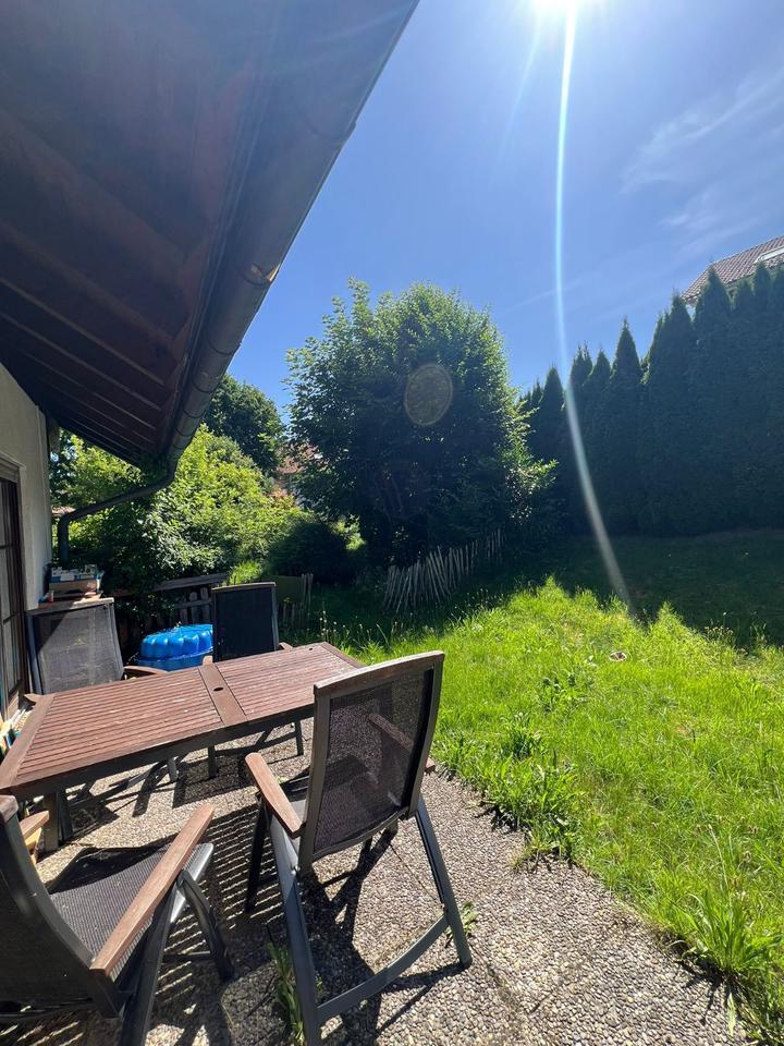 Wohnung mit Balkon, Terrasse und Garten in ruhiger Wohnlage