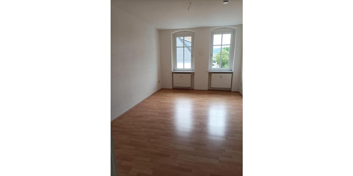 geräumige helle 2 Zimmer Wohnung mit Balkon 2 zimmer