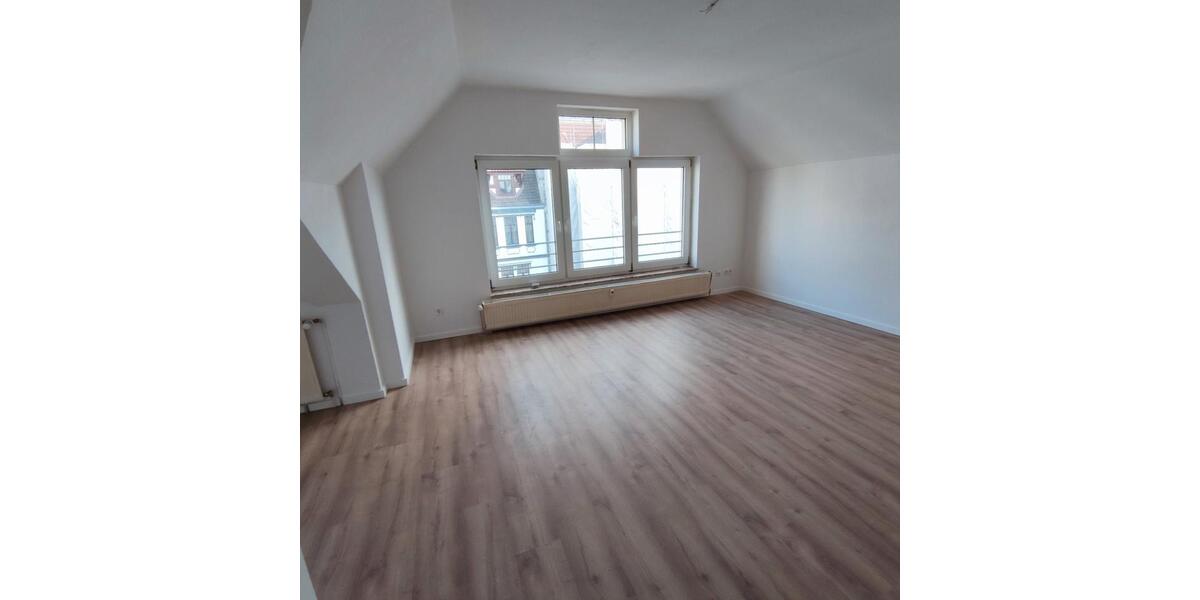 Dachgeschoßwohnung Bremerhaven - 1.5 Zimmer, 40 m&sup2;, 350&euro; | Angebot:26561222