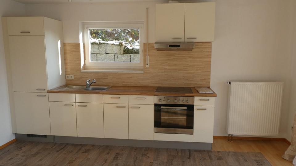 Etagenwohnung Friedrichshafen Ailingen - 7 Zimmer, 196 m&sup2;, 2.100&euro; | Angebot:26071877