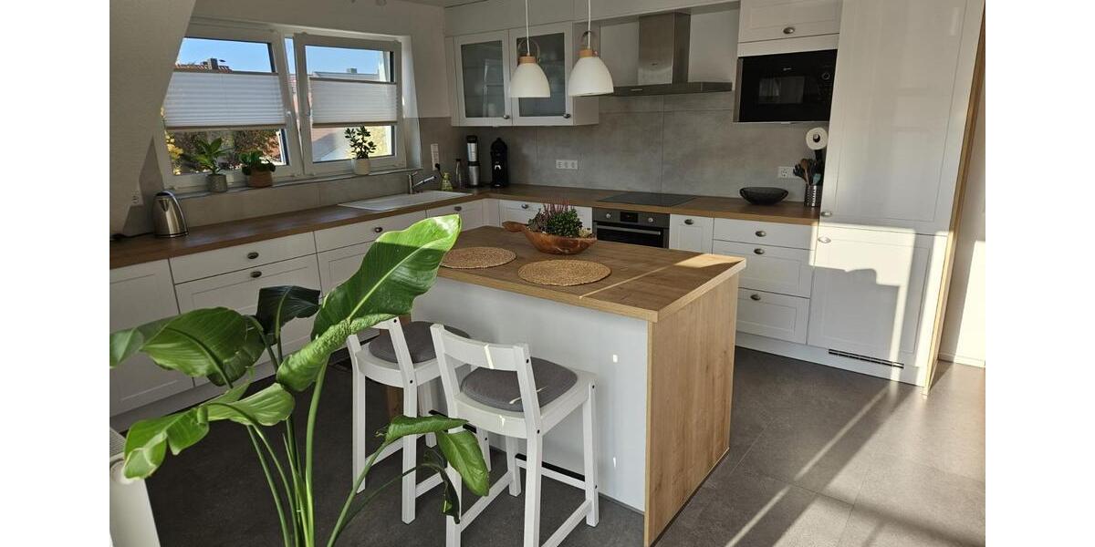 Wohnen auf Zeit Singen (Hohentwiel) - 2 Zimmer, 78 m&sup2;, 1.590&euro; | Angebot:26660378
