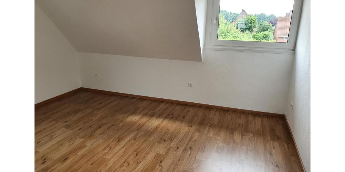 Dachgeschoßwohnung Meppen - 3 Zimmer, 58 m&sup2;, 550&euro; | Angebot:24743417