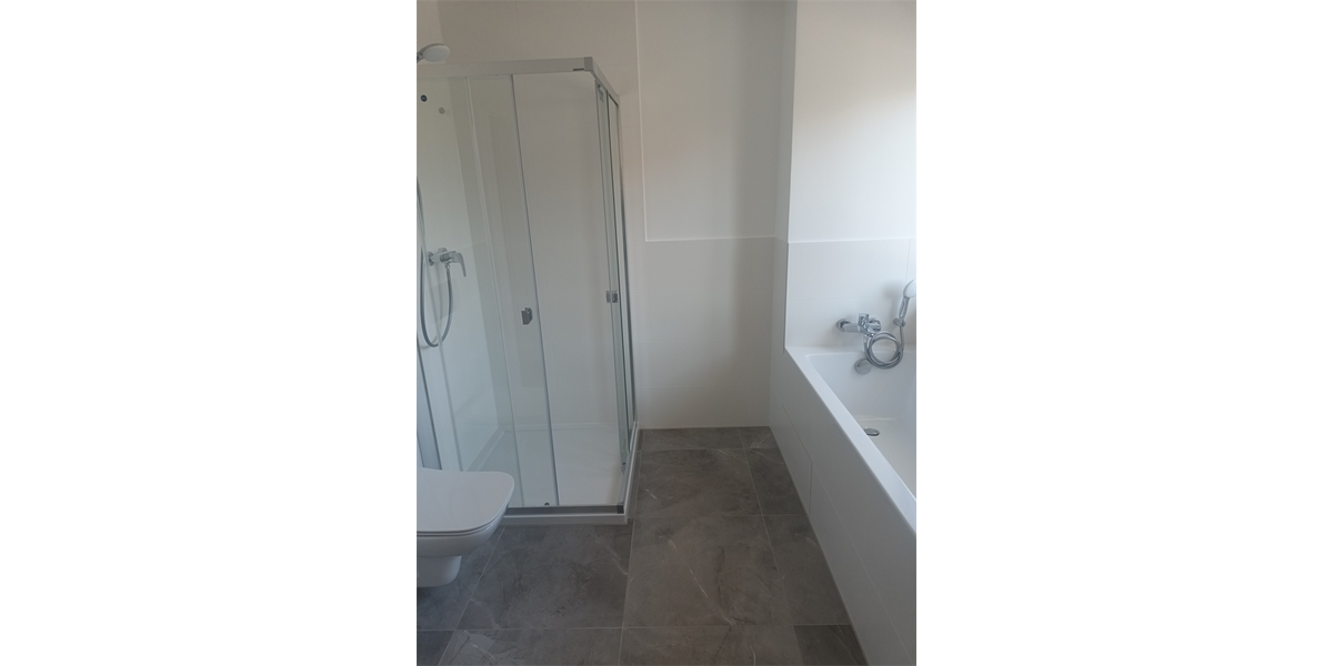 Erstbezug: 4-Zi.-Wohnung in DHH mit Terrasse und eigenem Gartenanteil höchster Energiestandard - Etagenwohnung Dresden Niedersedlitz | Angebot:26067189