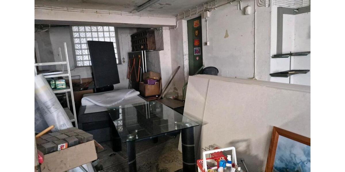 Einfamilienhaus Hallstadt - 11 Zimmer, 450 m&sup2;, 2.000&euro; | Angebot:21621278