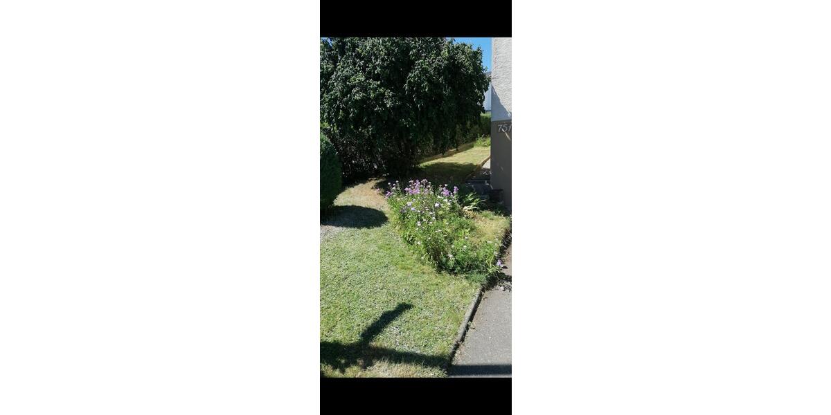 Doppelhaushälfte Laichingen - 6 Zimmer, 160 m&sup2;, 1.500&euro; | Angebot:26678211