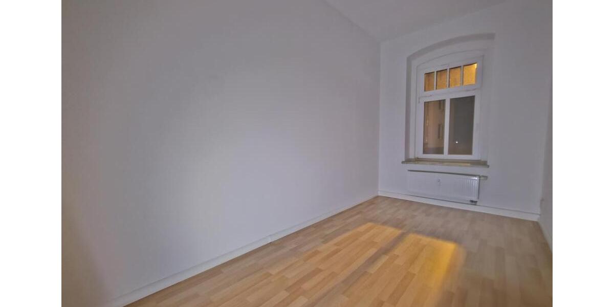 Etagenwohnung Altenburg - 4 Zimmer, 70 m&sup2;, 455&euro; | Angebot:25785344
