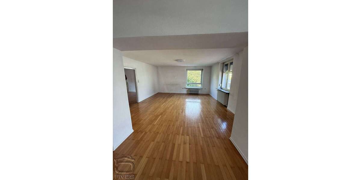 Etagenwohnung Püttlingen - 3 Zimmer, 87 m&sup2;, 775&euro; | Angebot:23301429