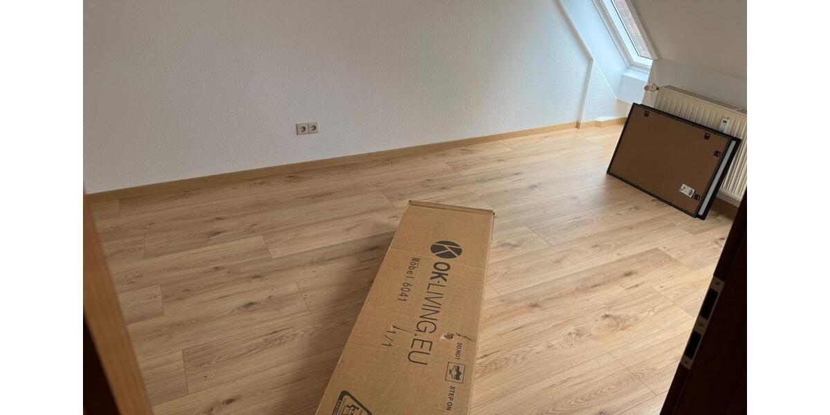 Dachgeschoßwohnung Schladen-Werla Werla - 2 Zimmer, 39 m&sup2;, 280&euro; | Angebot:26031880