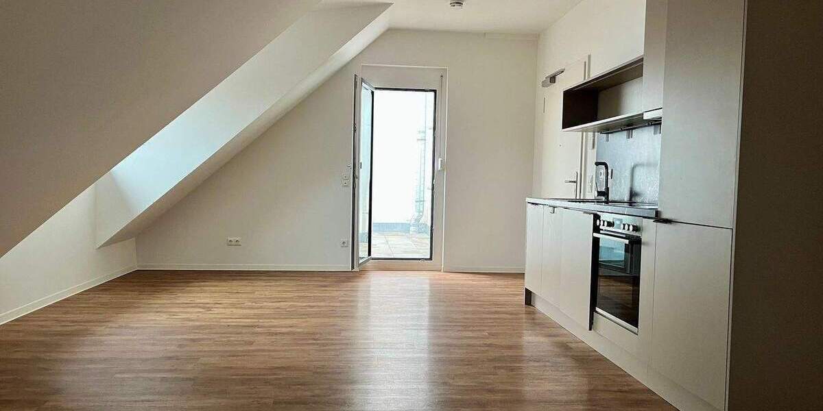 Moderne 2-Zimmer-Dachgeschoss-Wohnung mit Dachterrasse und EBK! 2 zimmer