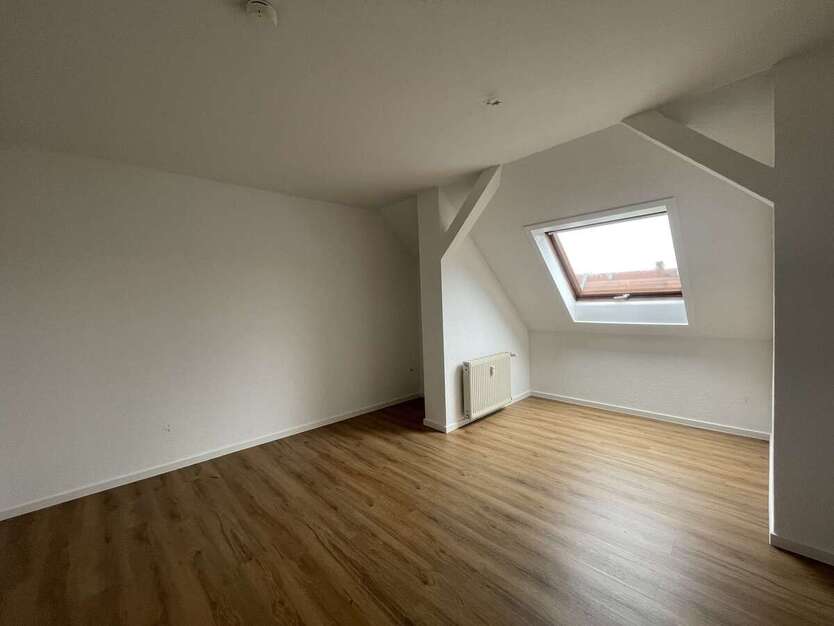 Moderne 3 Raumwohnung im Dachgeschoss sucht Liebhaber! 3 zimmer